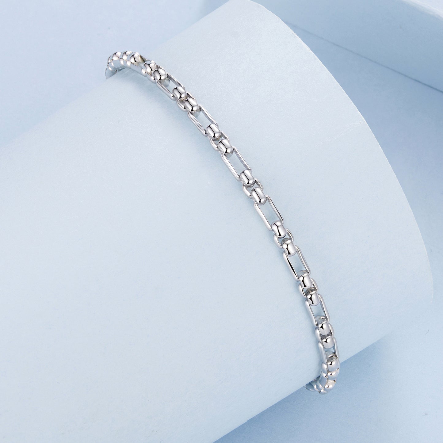 Round Box Chain Bracelet