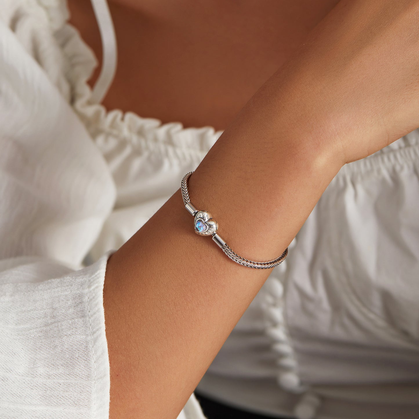 Heart-Shaped Moonstone Basic Bracelet