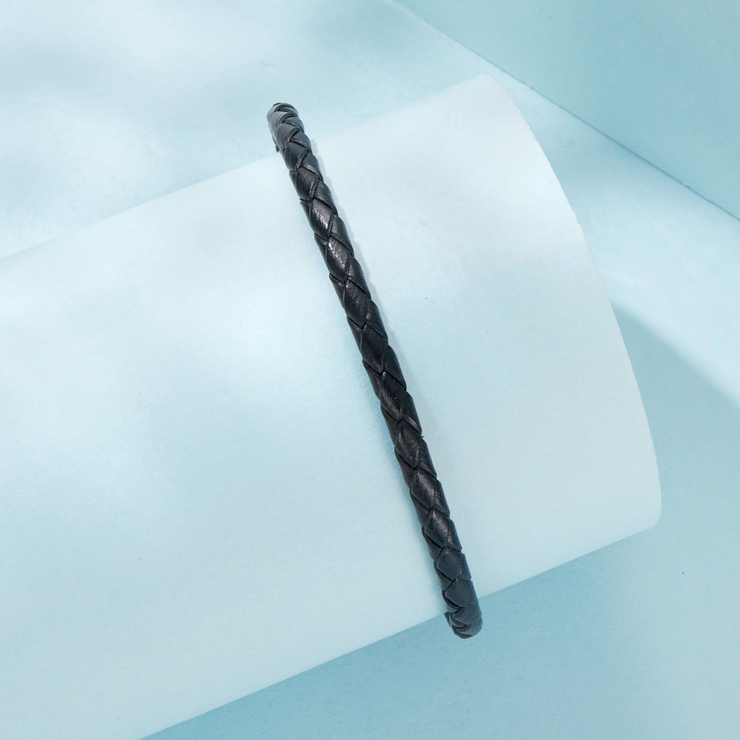 Beaded Clasp Leather Cord Bracelet