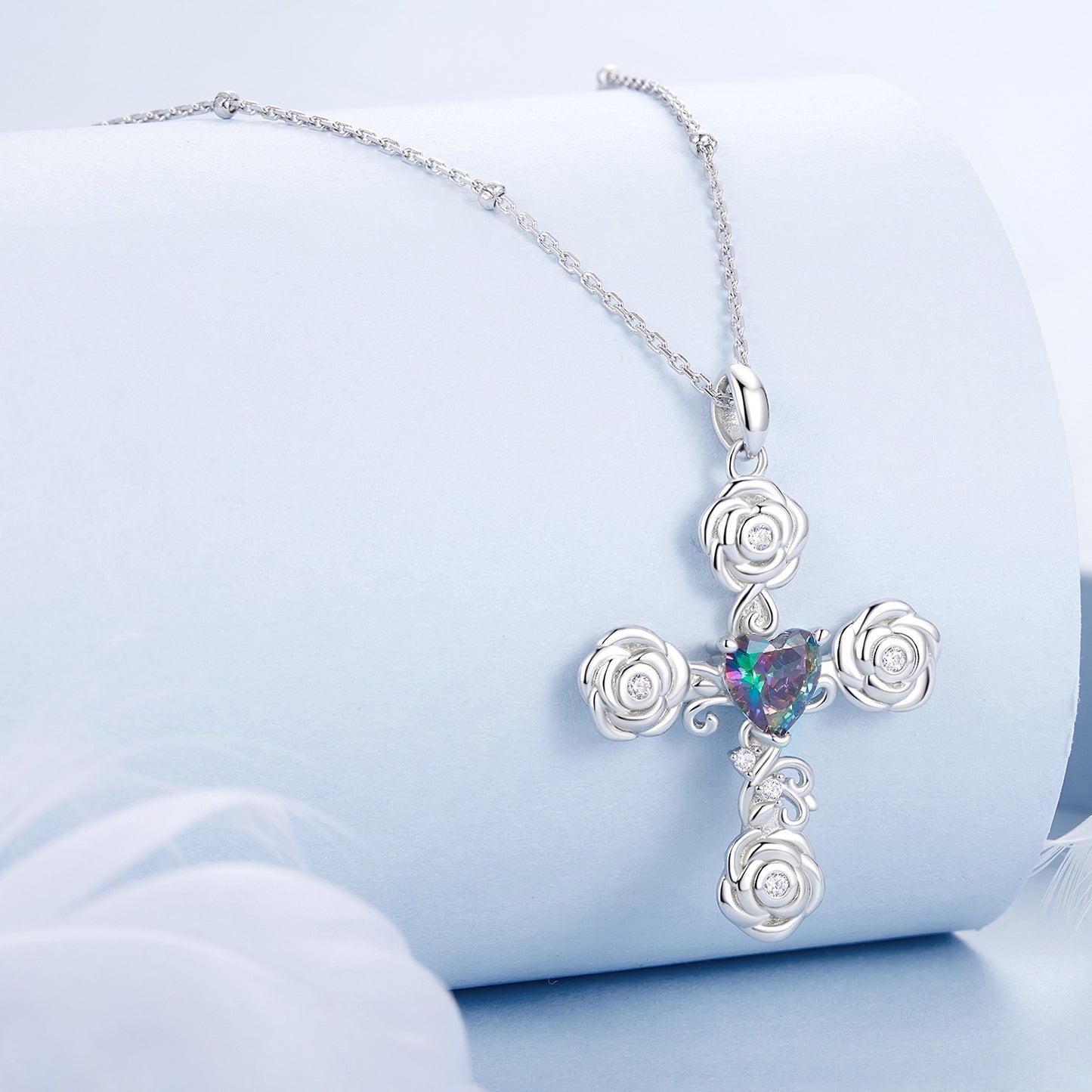 Rose Pendant Necklace