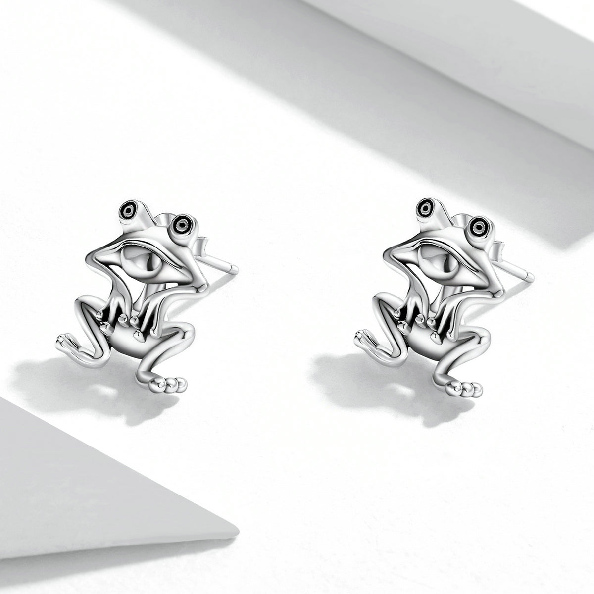 Fun Frog Earrings