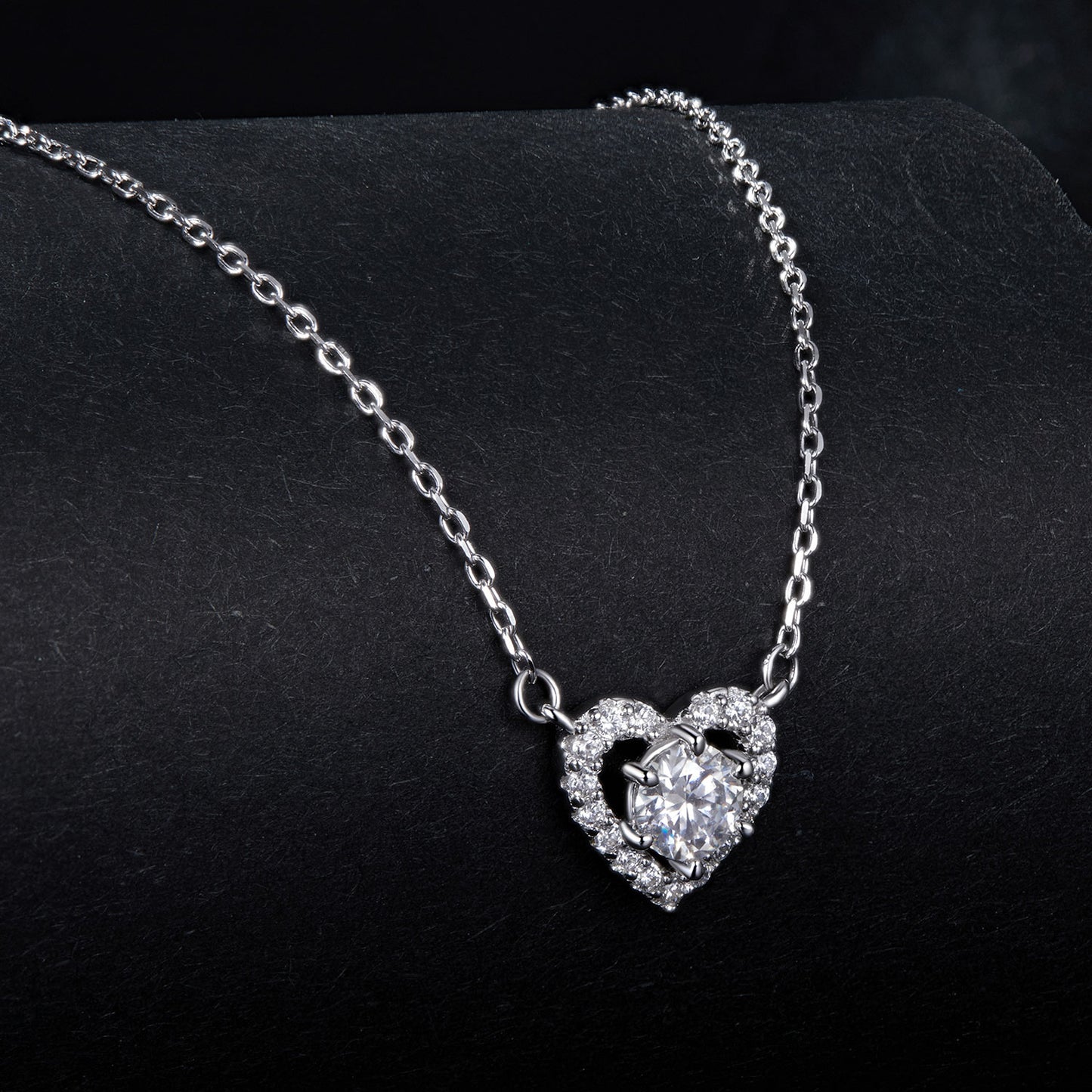 0.5ct Heart-Shaped Moissanite Necklace