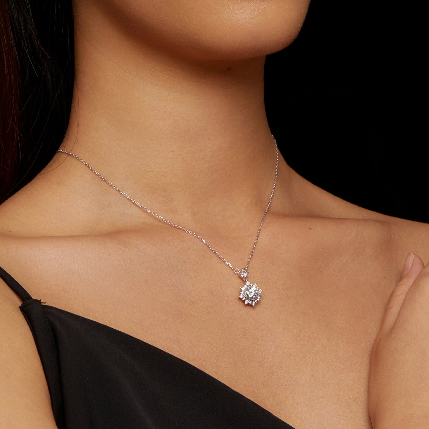 Minimalist 1ct Moissanite Necklace
