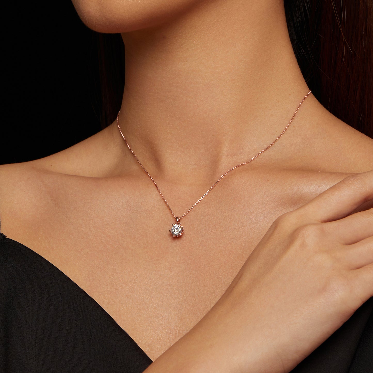 Luxurious Moissanite Necklace