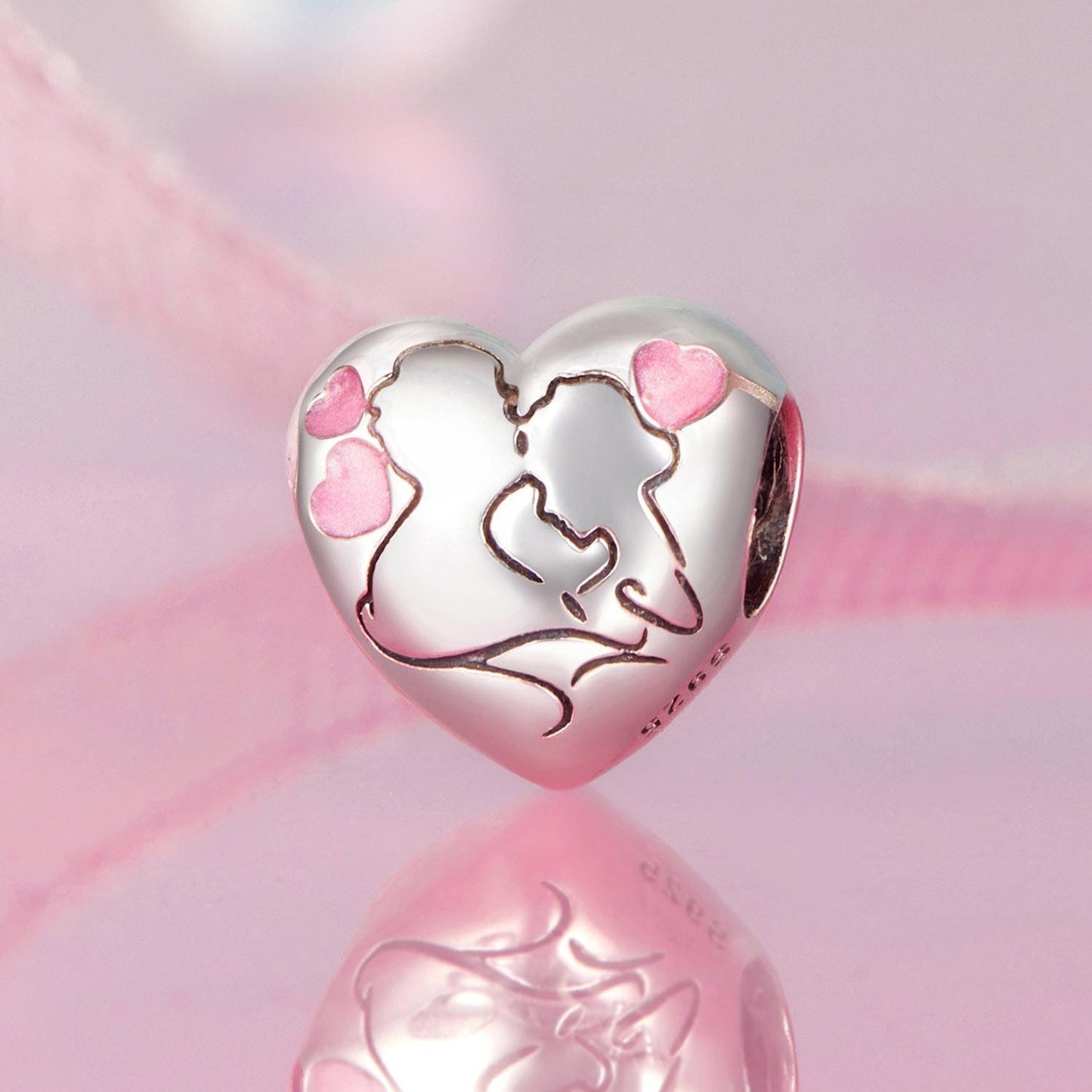 Kissing Heart Charm