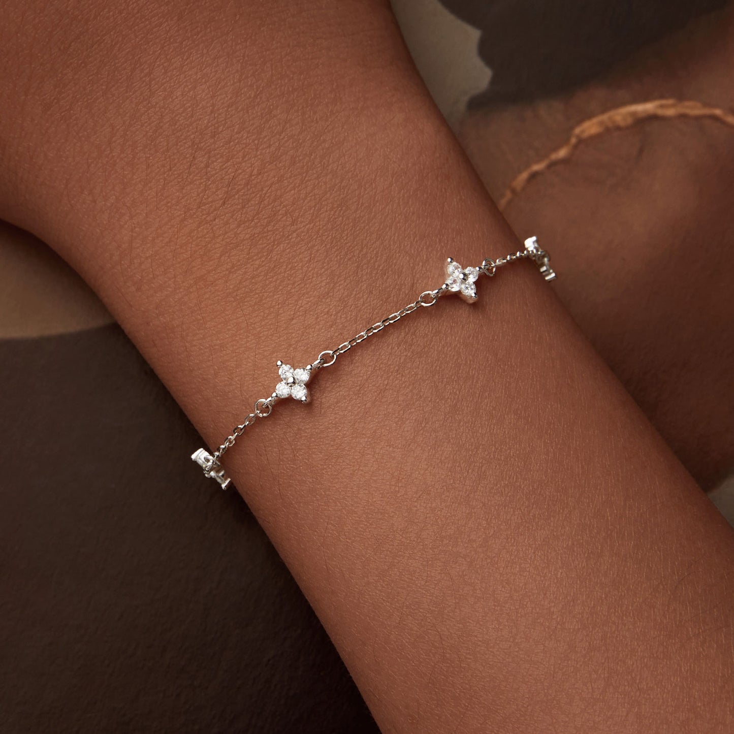 Elegant Sparkling Bracelet