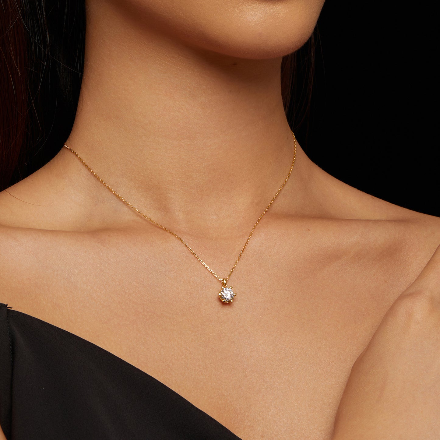 Luxurious Moissanite Necklace