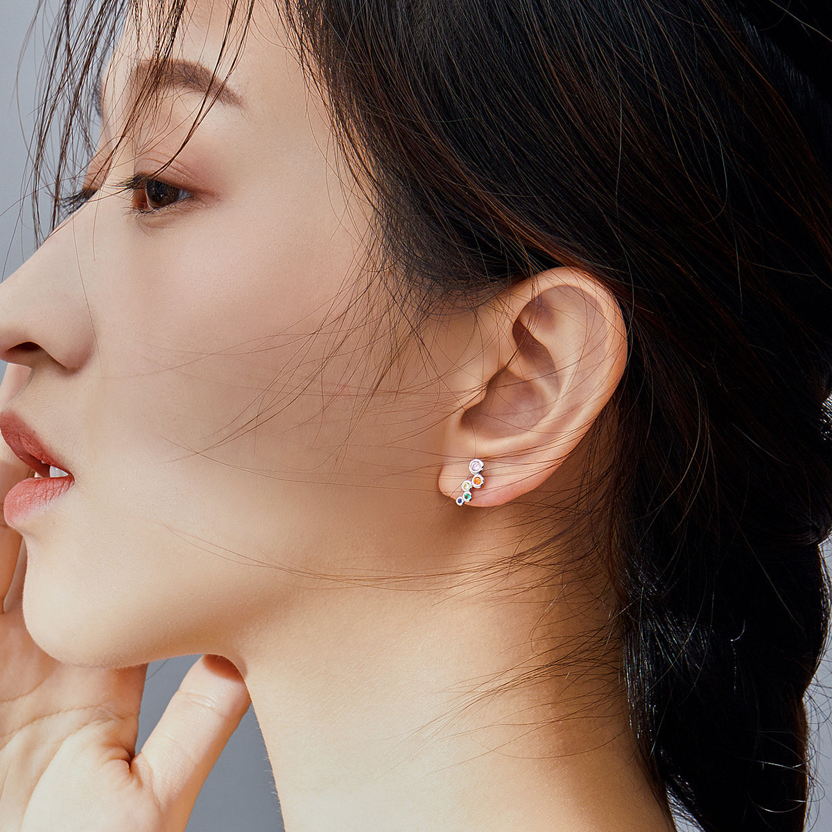 Elegant Sparkle Stud Earrings