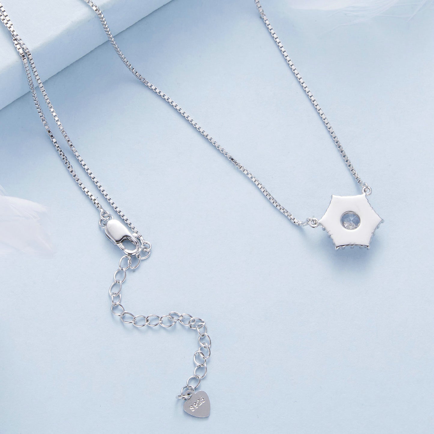 Delicate Snowflake Collarbone Chain Necklace