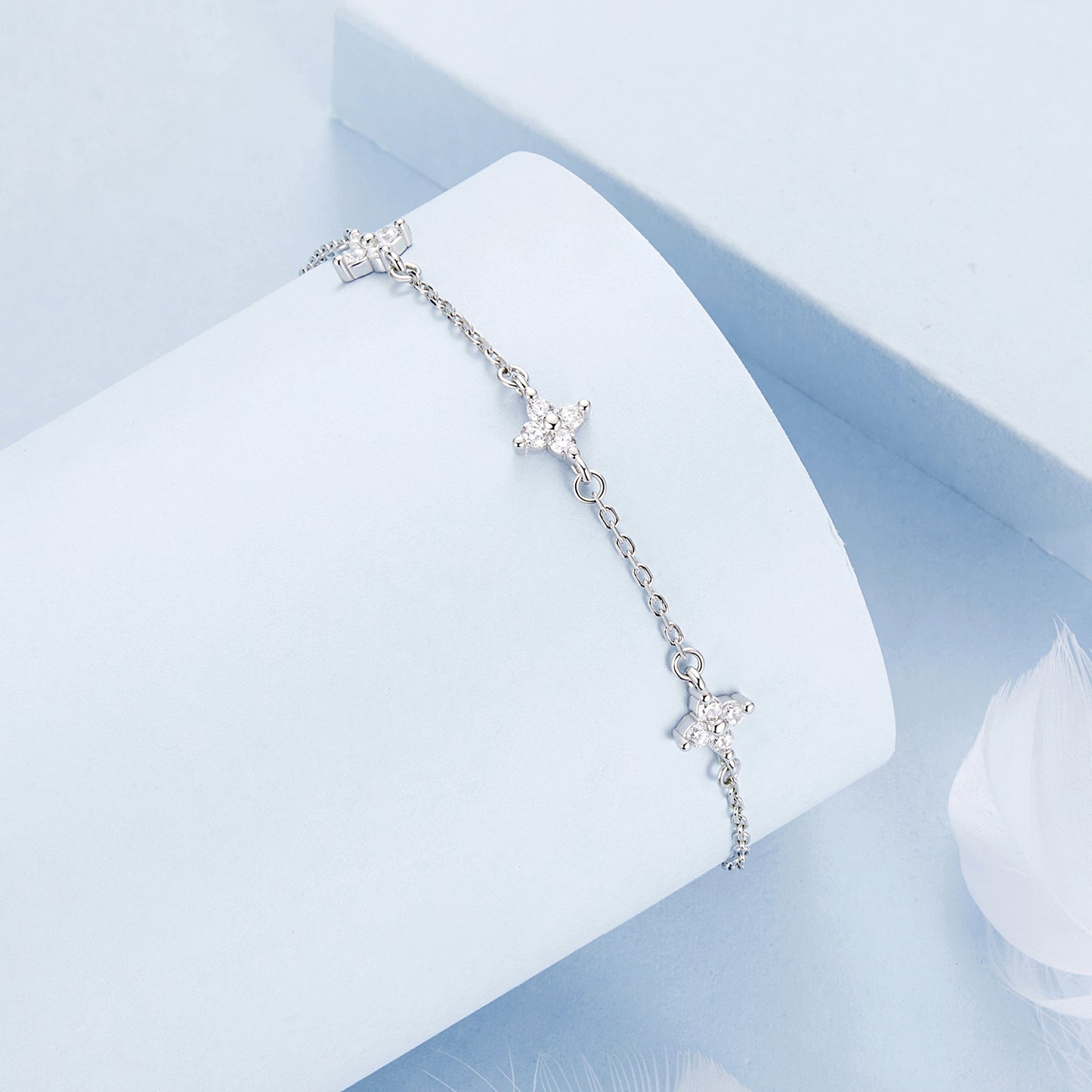 Elegant Sparkling Bracelet