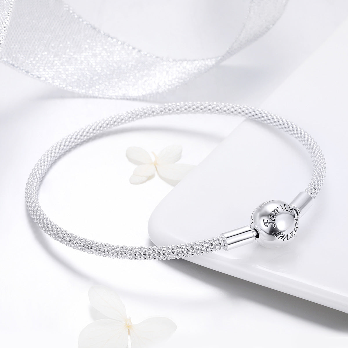 Eternal Love Basic Bangle