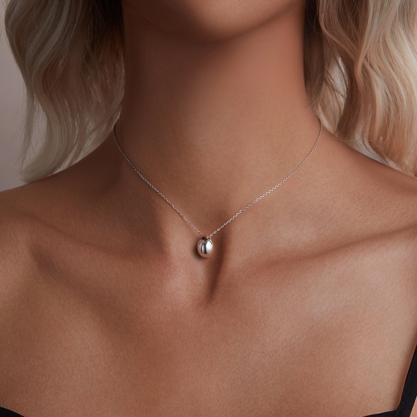 Metallic Teardrop Necklace