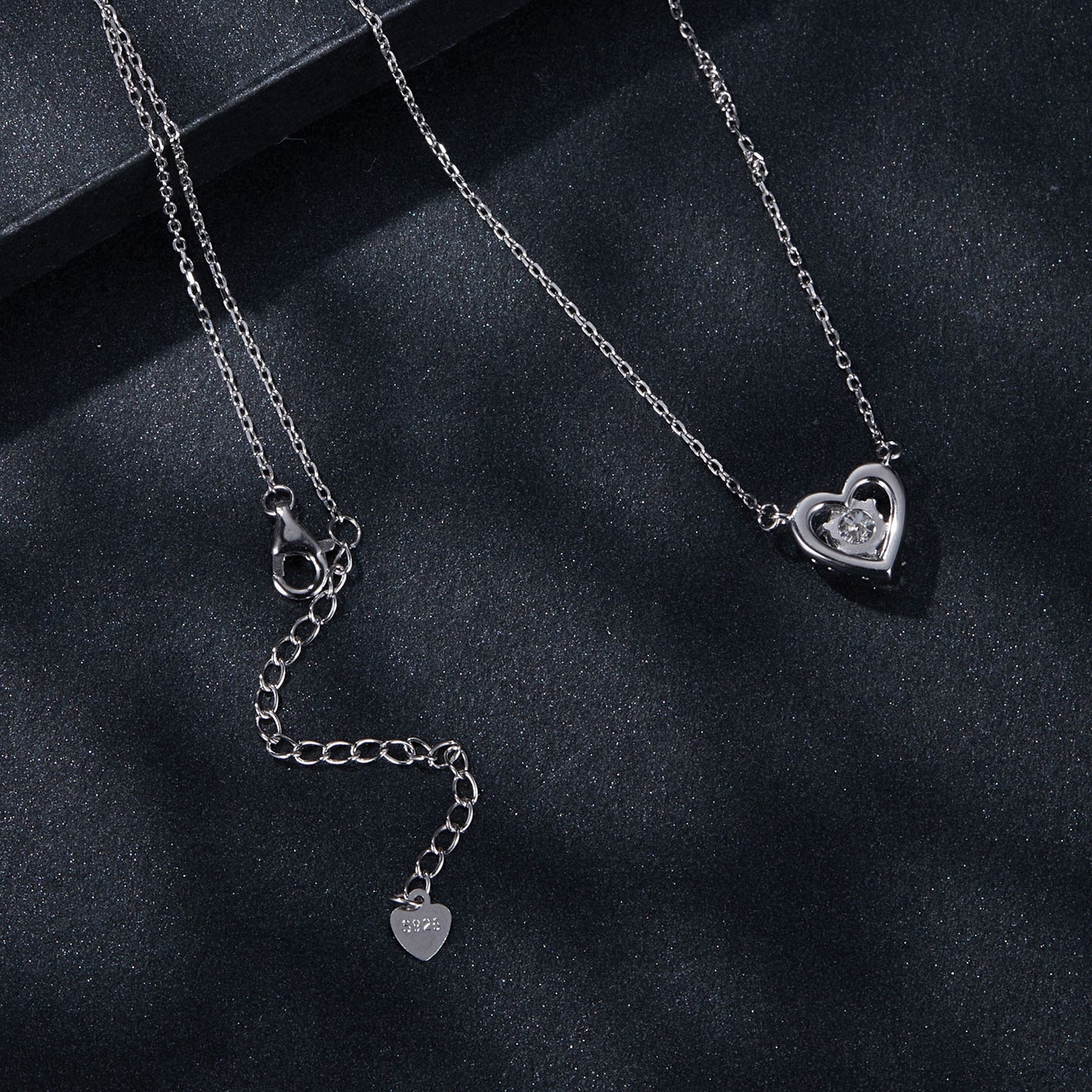 0.5ct Heart-Shaped Moissanite Necklace