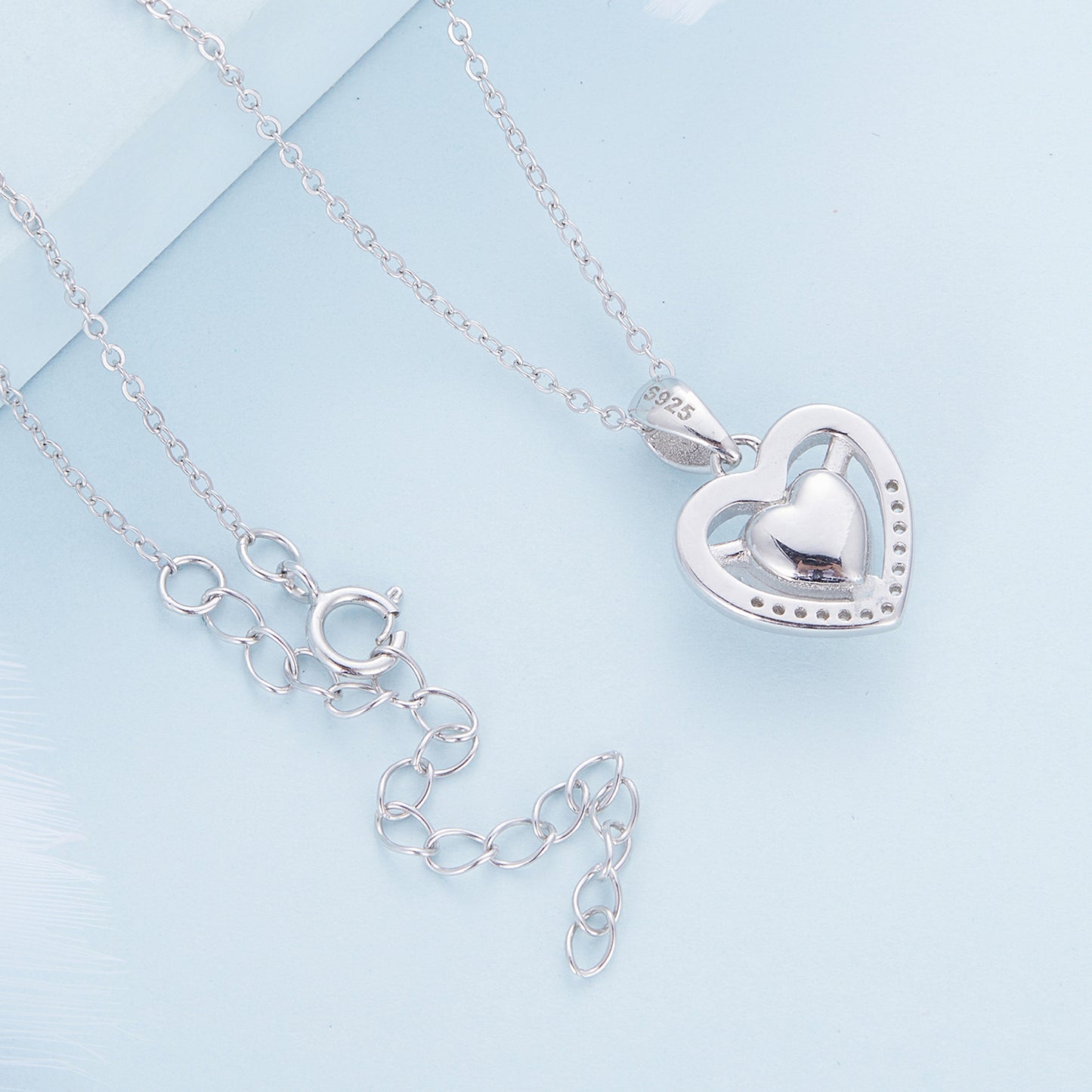 Heart-shaped White Zircon Necklace