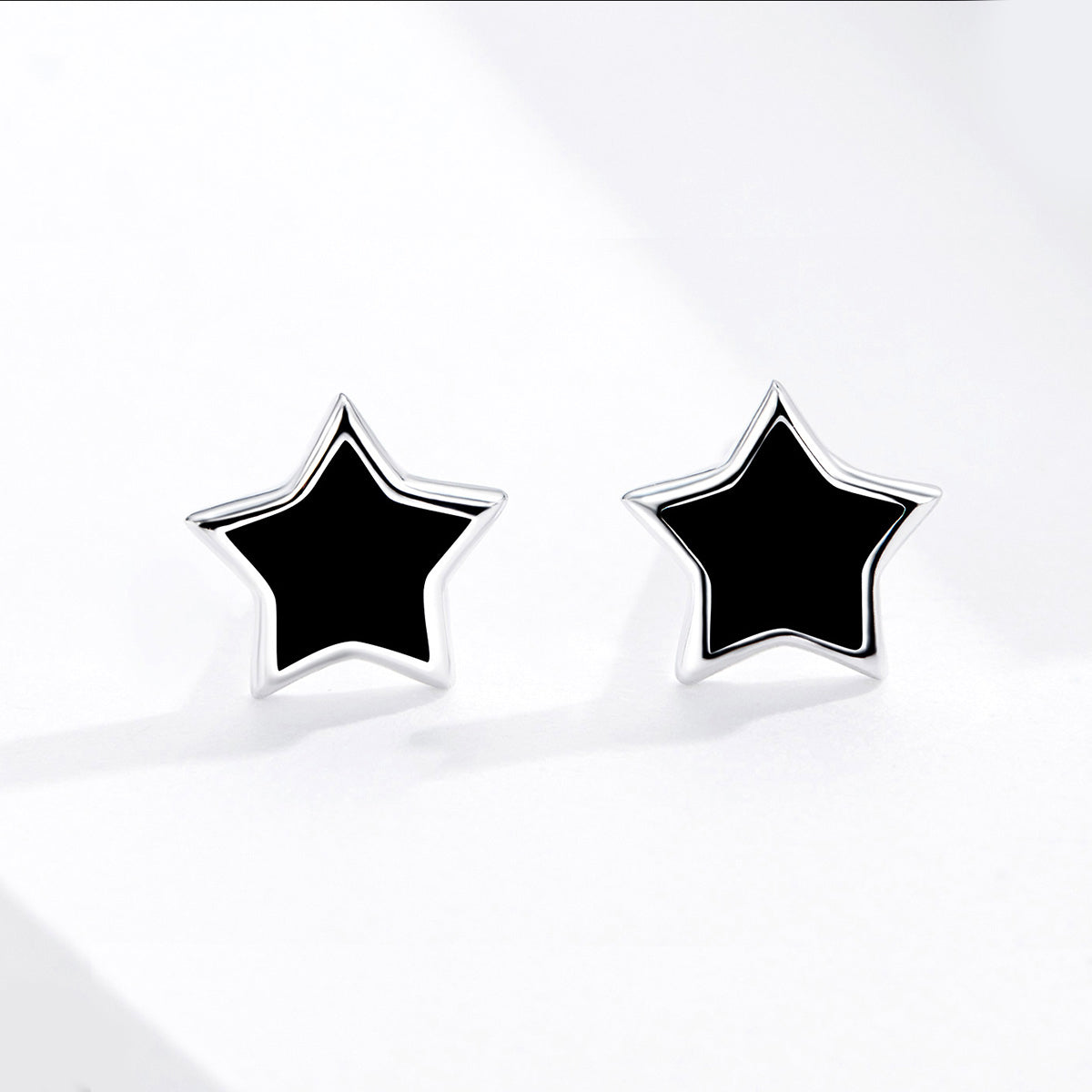 Pentagon Star Stud Earrings