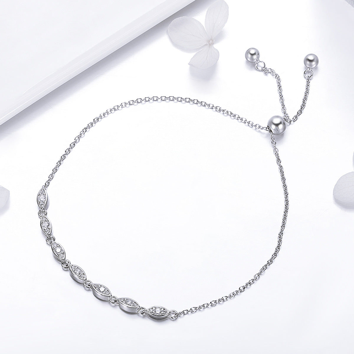 Minimalist Beauty Bracelet
