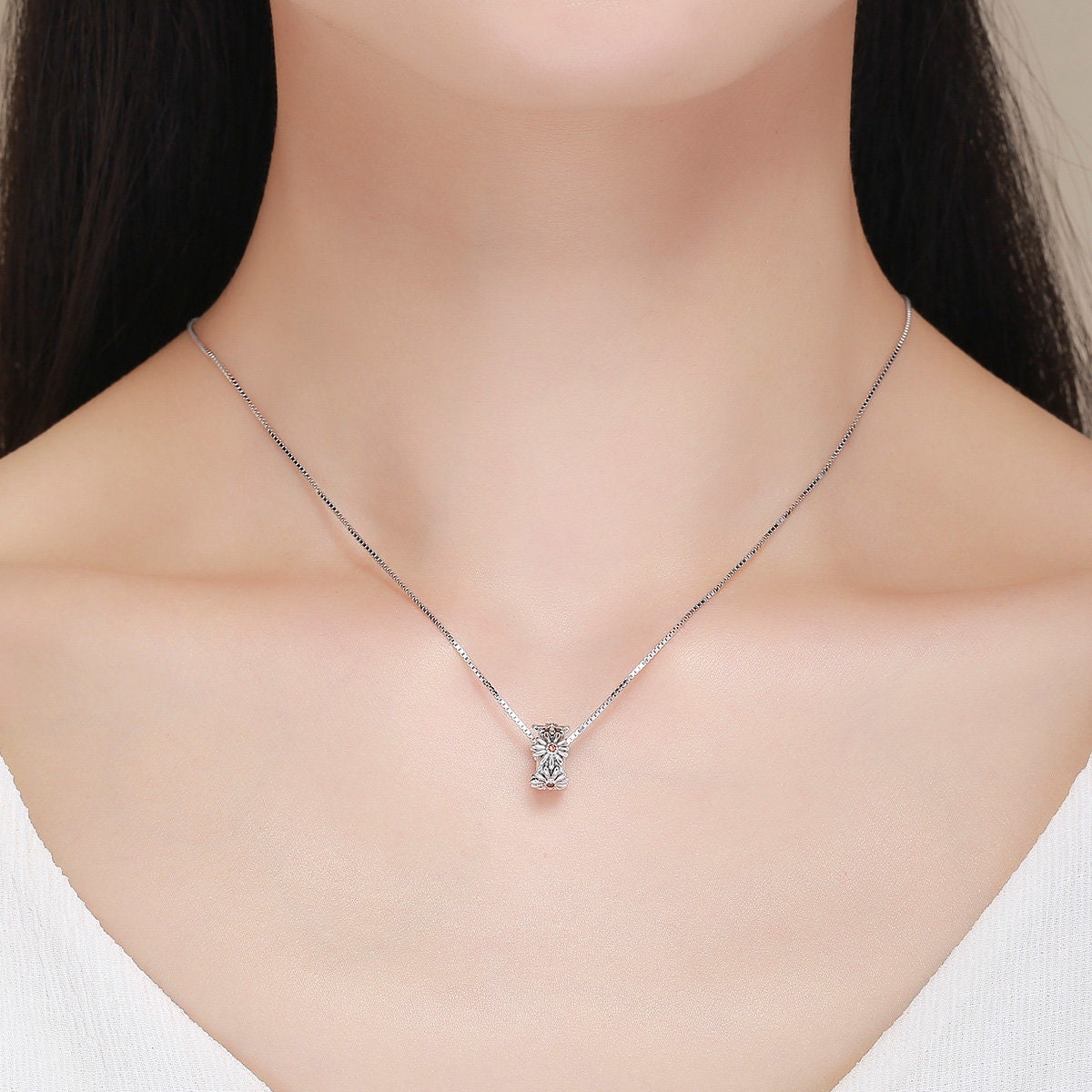 The Daisy Spacer Charm