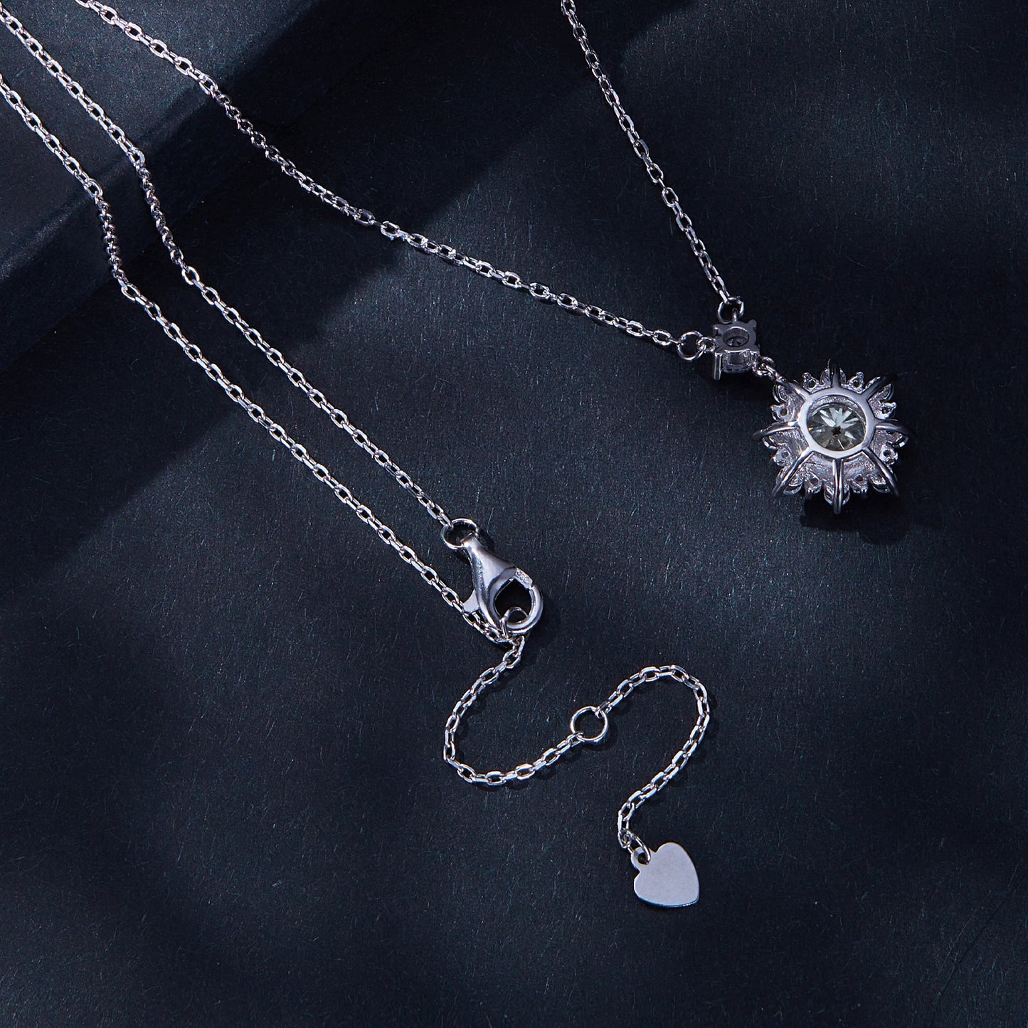 Minimalist 1ct Moissanite Necklace
