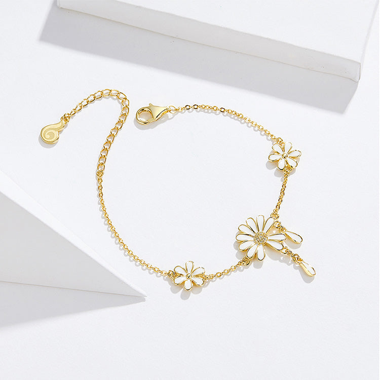 Daisy Bloom Bracelet