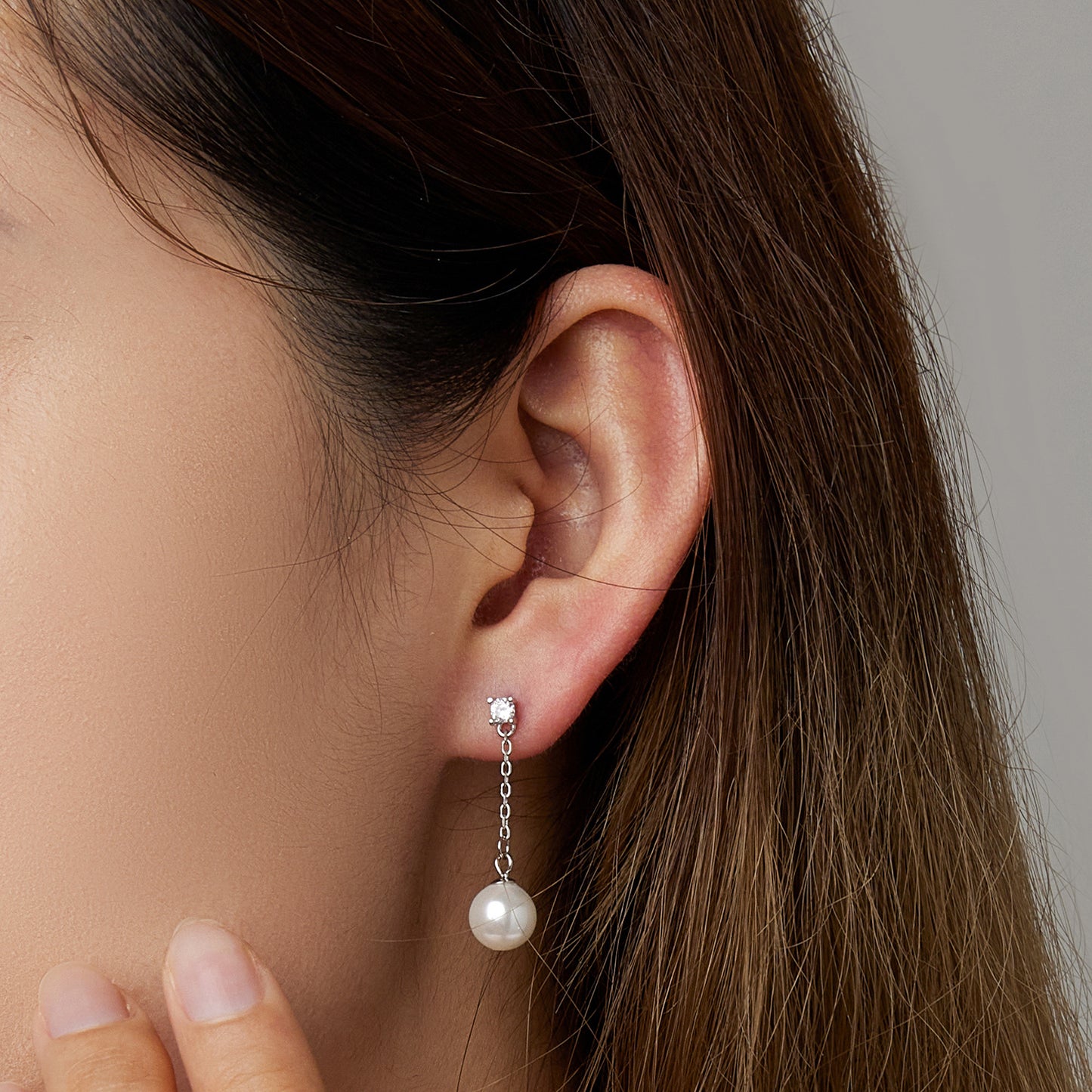Minimalist Pearl Hoop Earrings