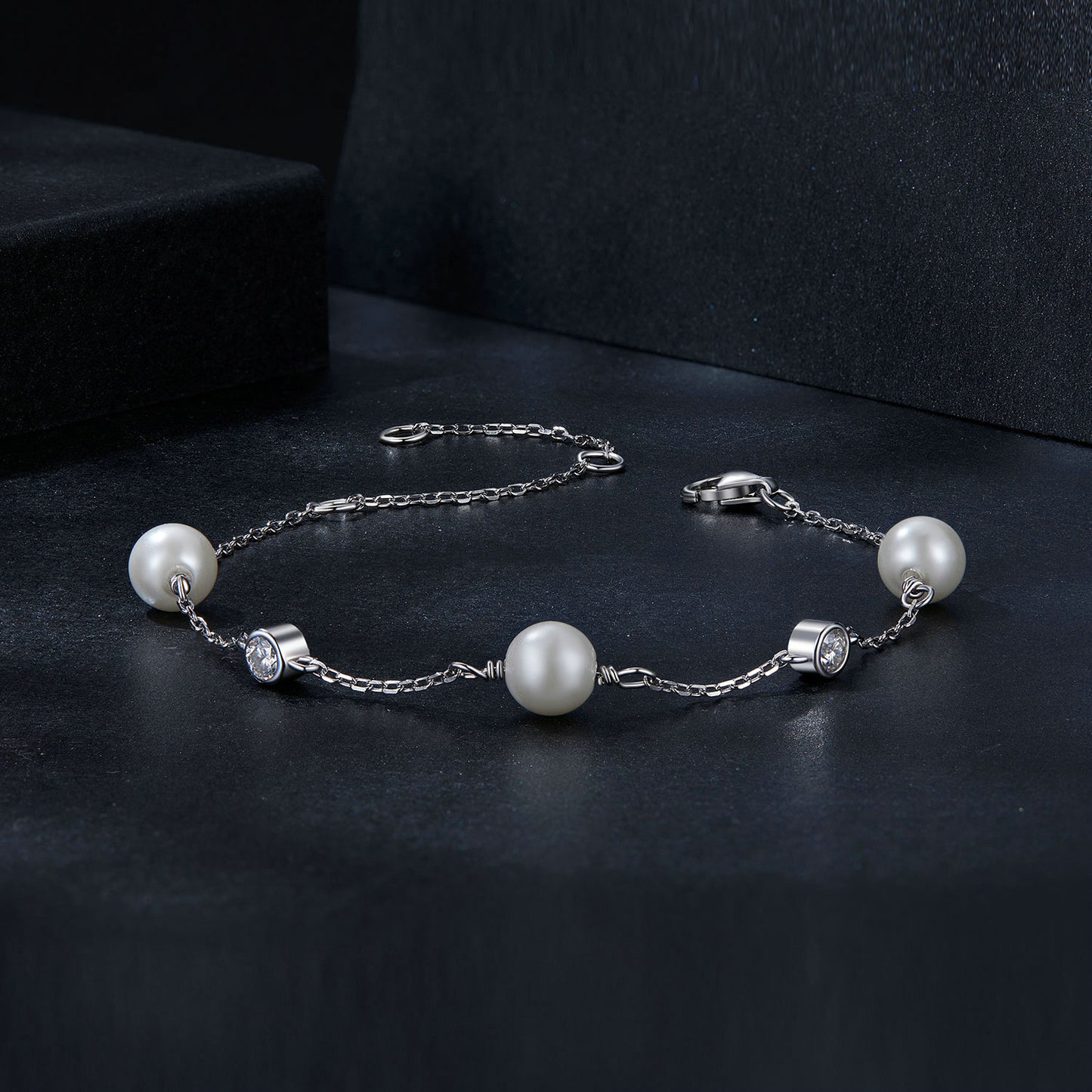 Ocean Rhythm 0.1ct Moissanite Bracelet