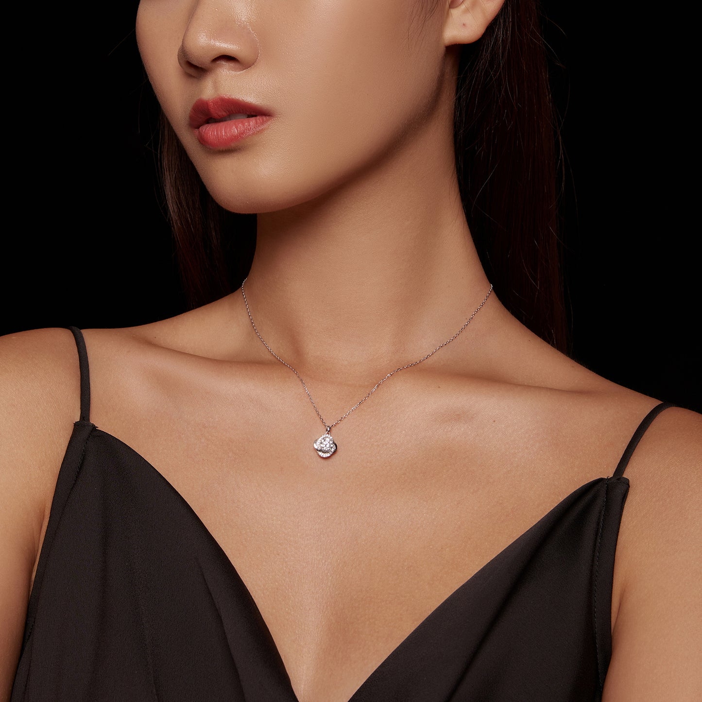 Sparkling Moissanite Necklace