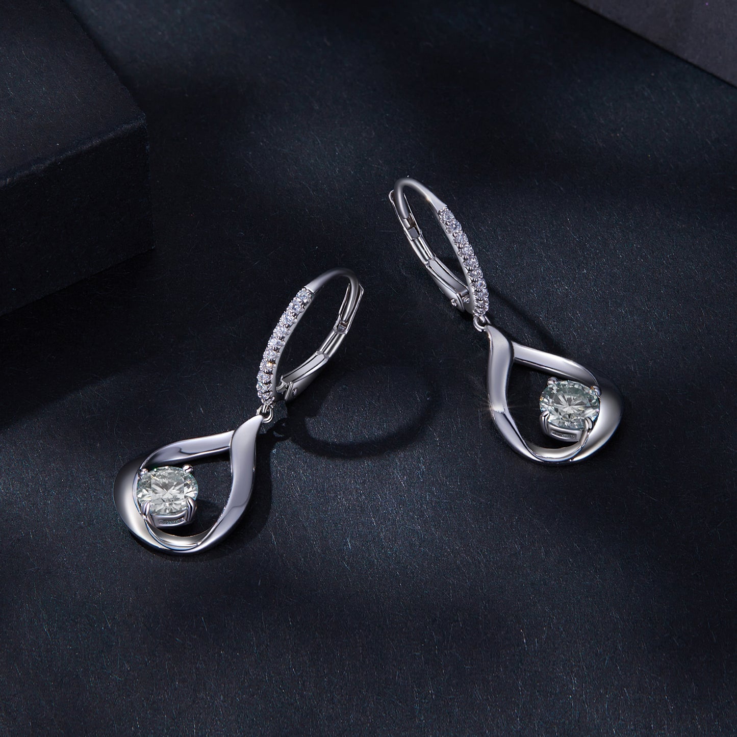Teardrop Moissanite Spring Earrings