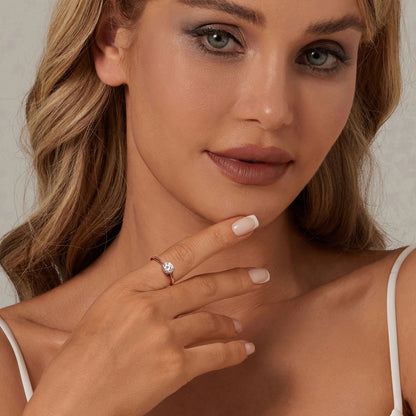 Sparkling 1 Carat Moissanite Ring