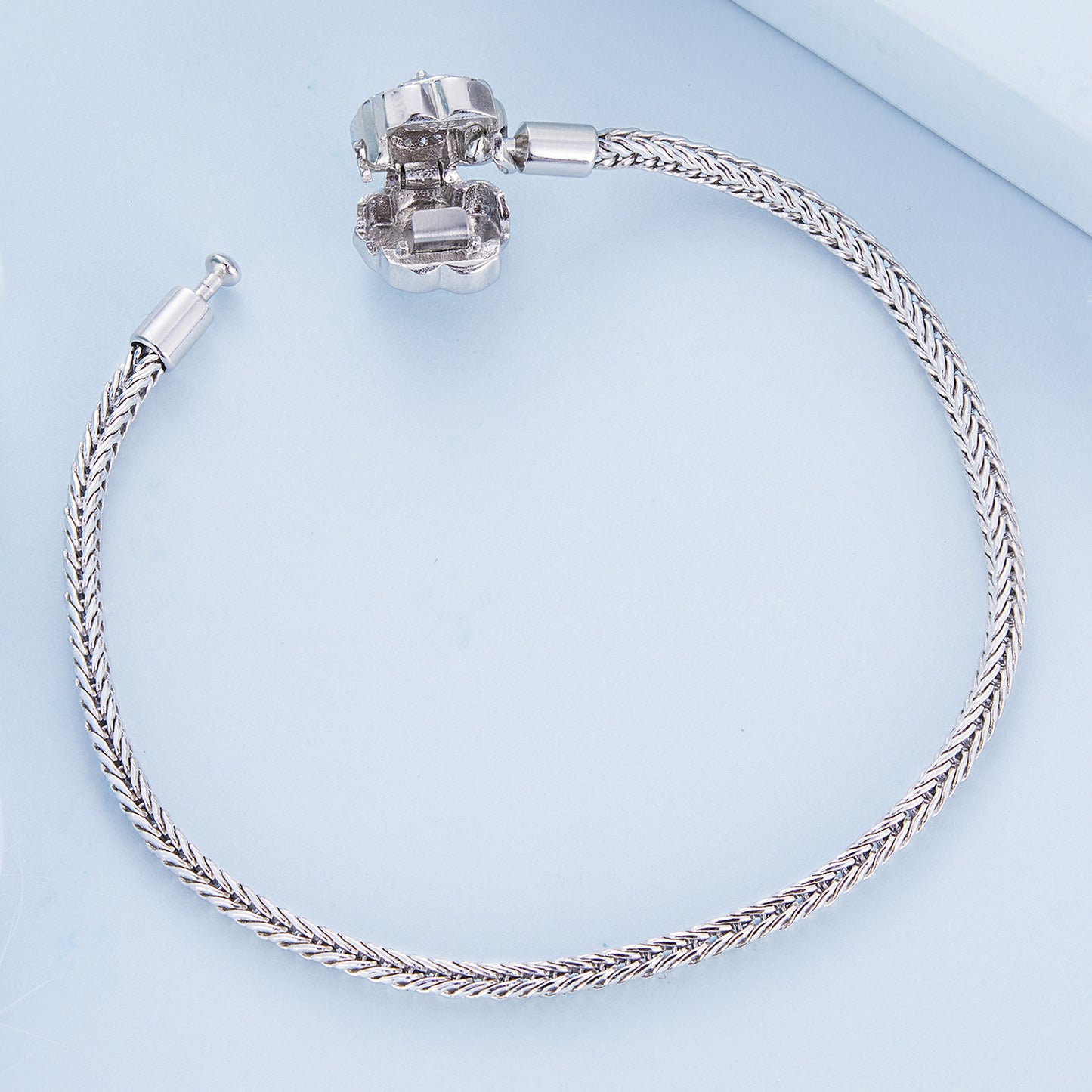 Classic Rose Bracelet