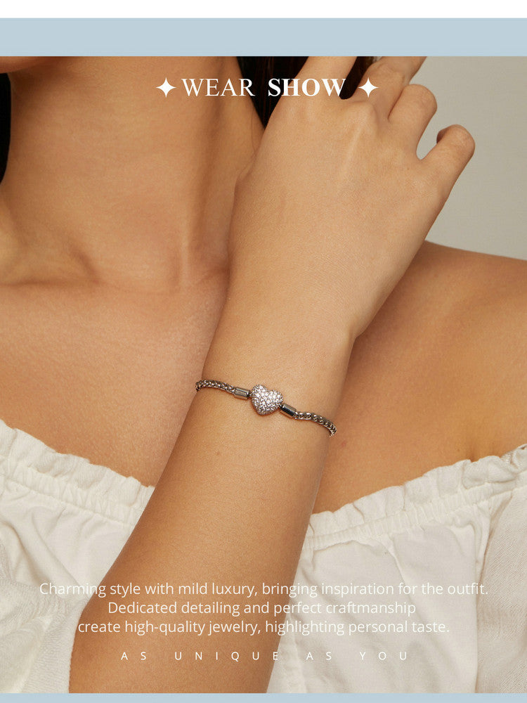 Sparkling Heart-Shaped Basic Bracelet