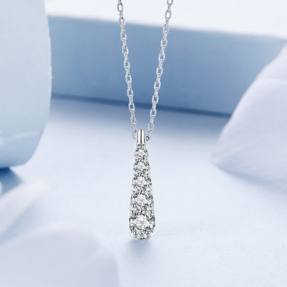 Elegant Teardrop Necklace
