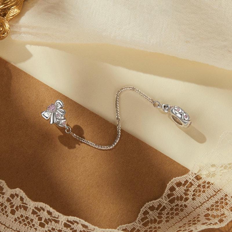 Bow Safety Chain Charm