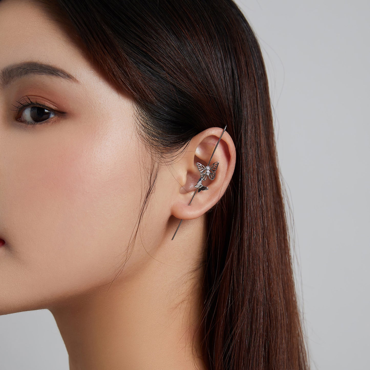Fashionable Ear Pins