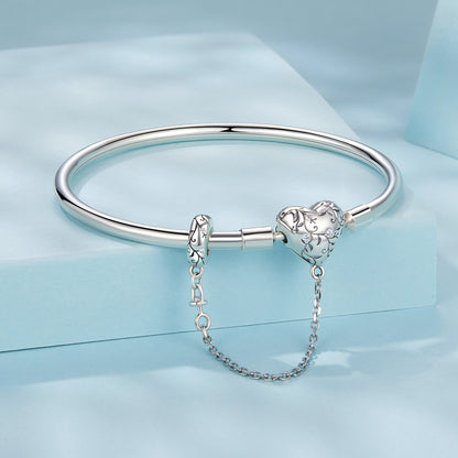 Vintage Heart Pattern Bangle