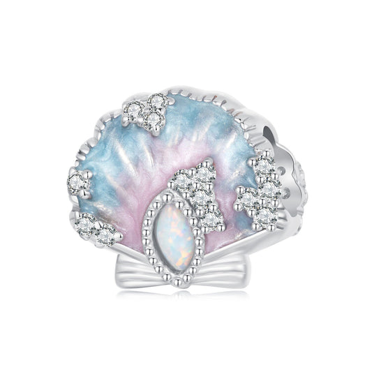 Dreamy Shell Charm