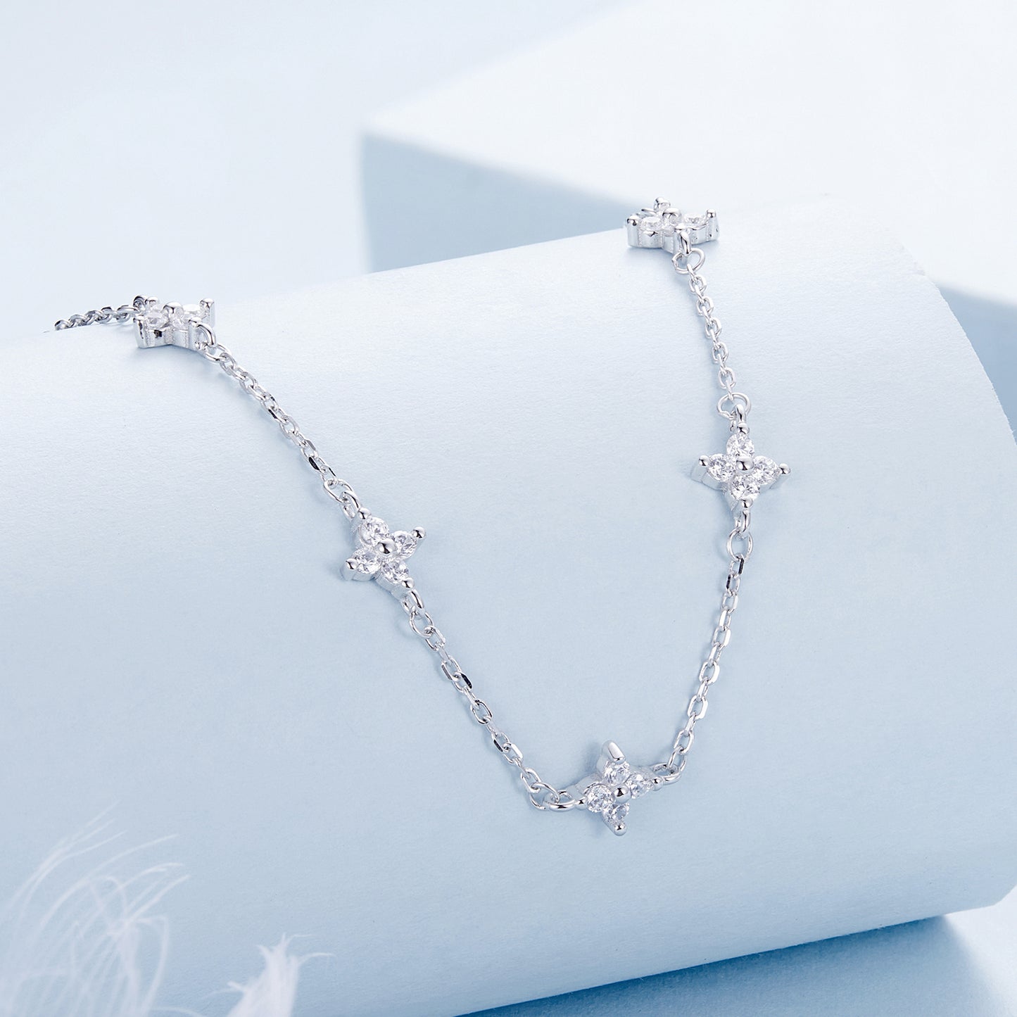 Clover and Stardust Necklace