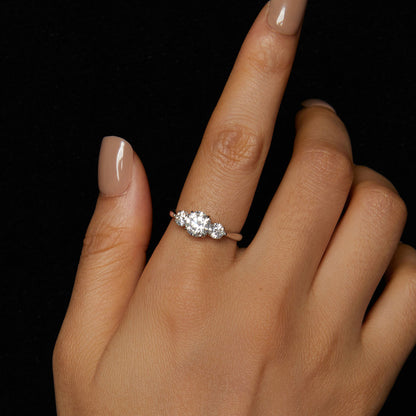 Romantic 1 Carat Moissanite Ring