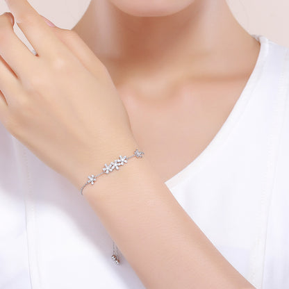 Daisy Charm Bracelet