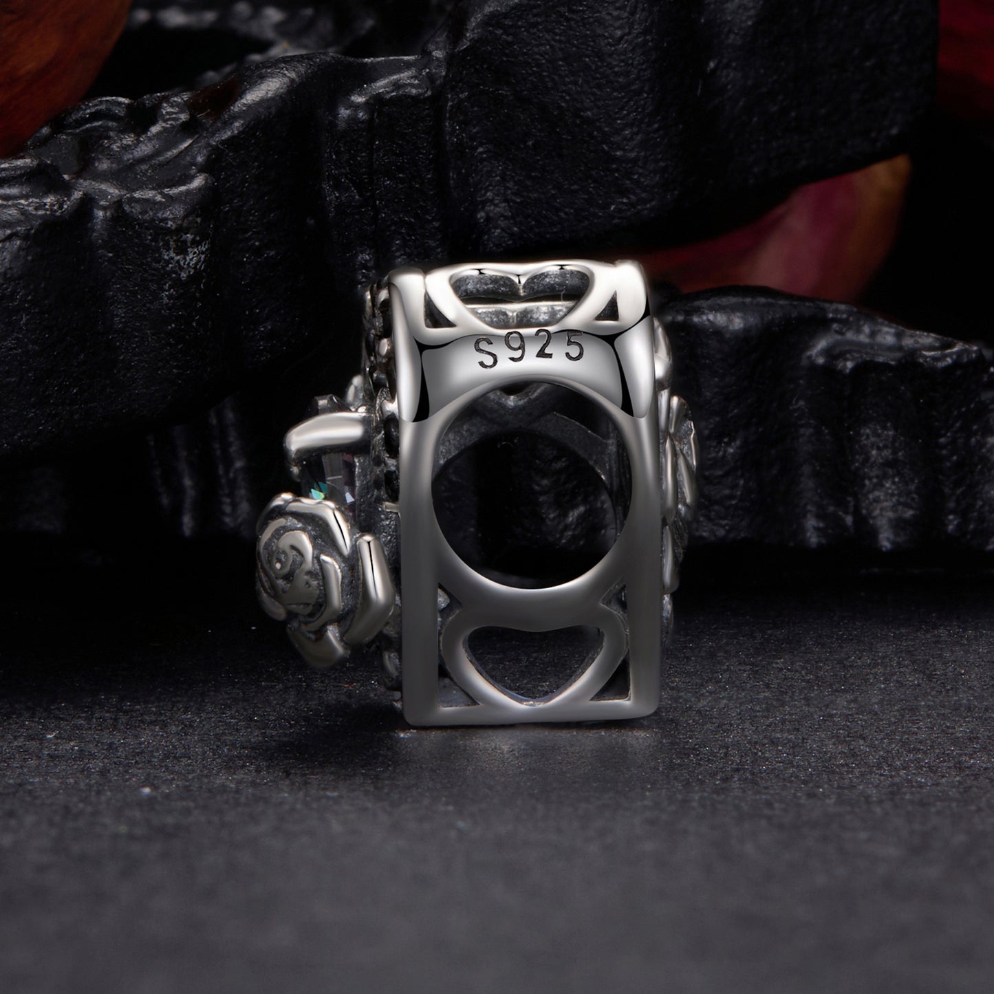 Midnight Rose Beads Charm, SCC3201