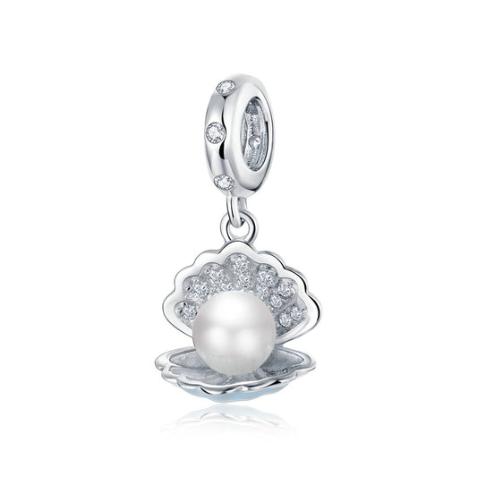 Pearl Mussel Charm