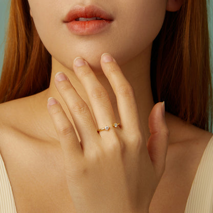 Elegant Moissanite Adjustable Ring - Gold