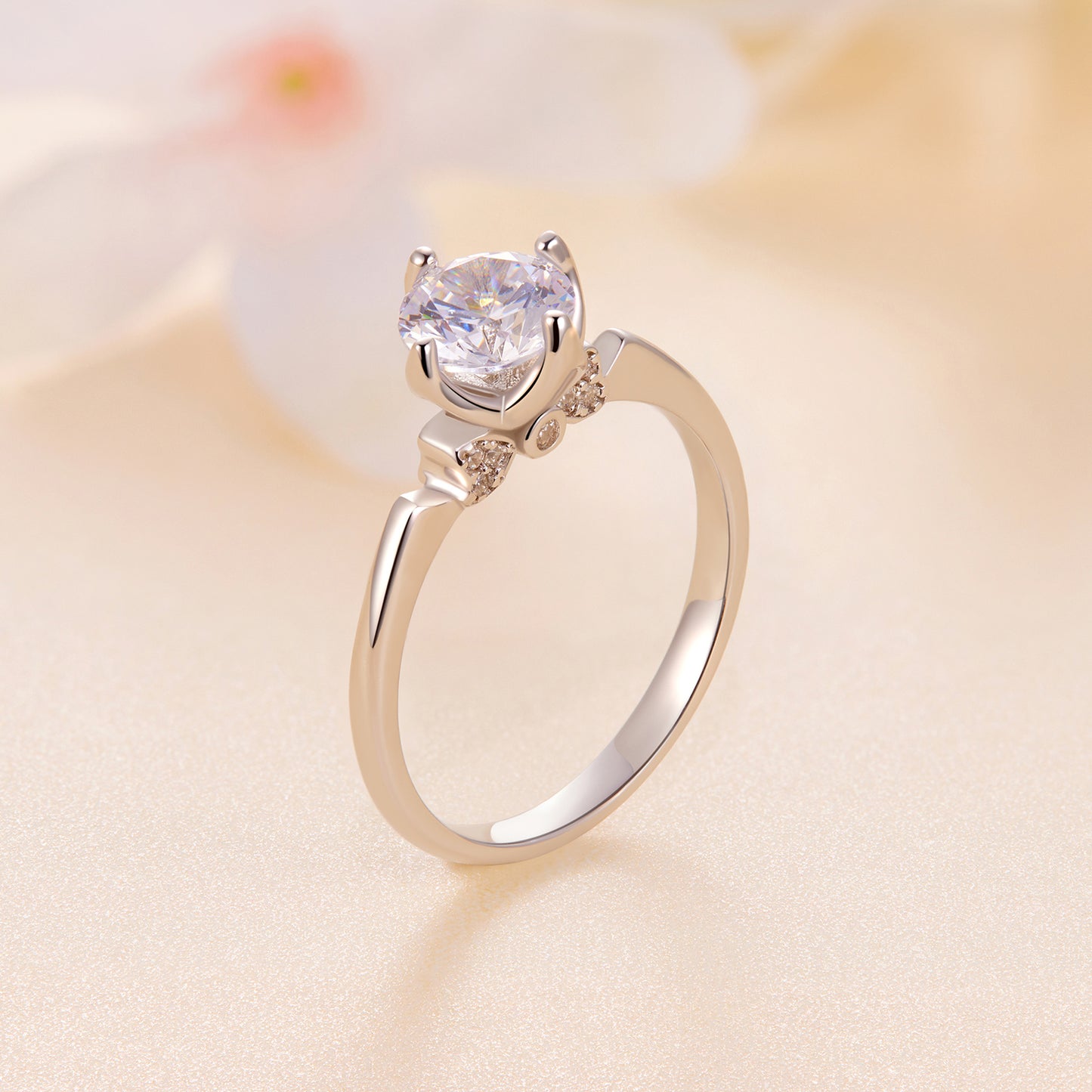Sparkling Moissanite Wedding Ring