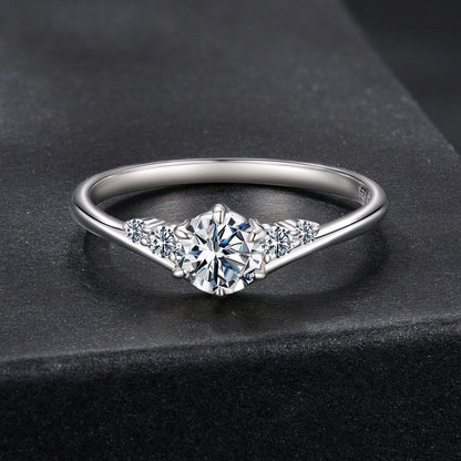 Dazzling Moissanite Wedding Ring