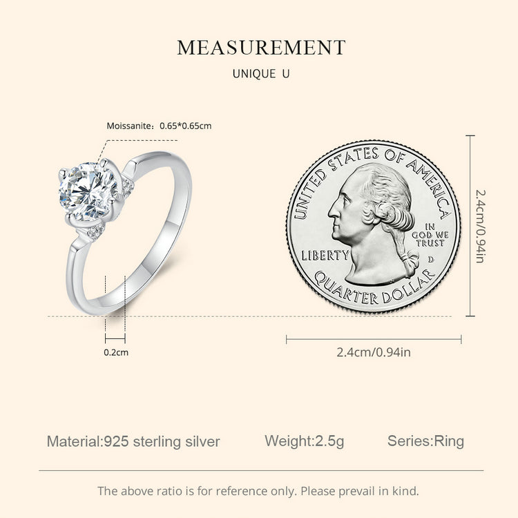 Sparkling Moissanite Wedding Ring