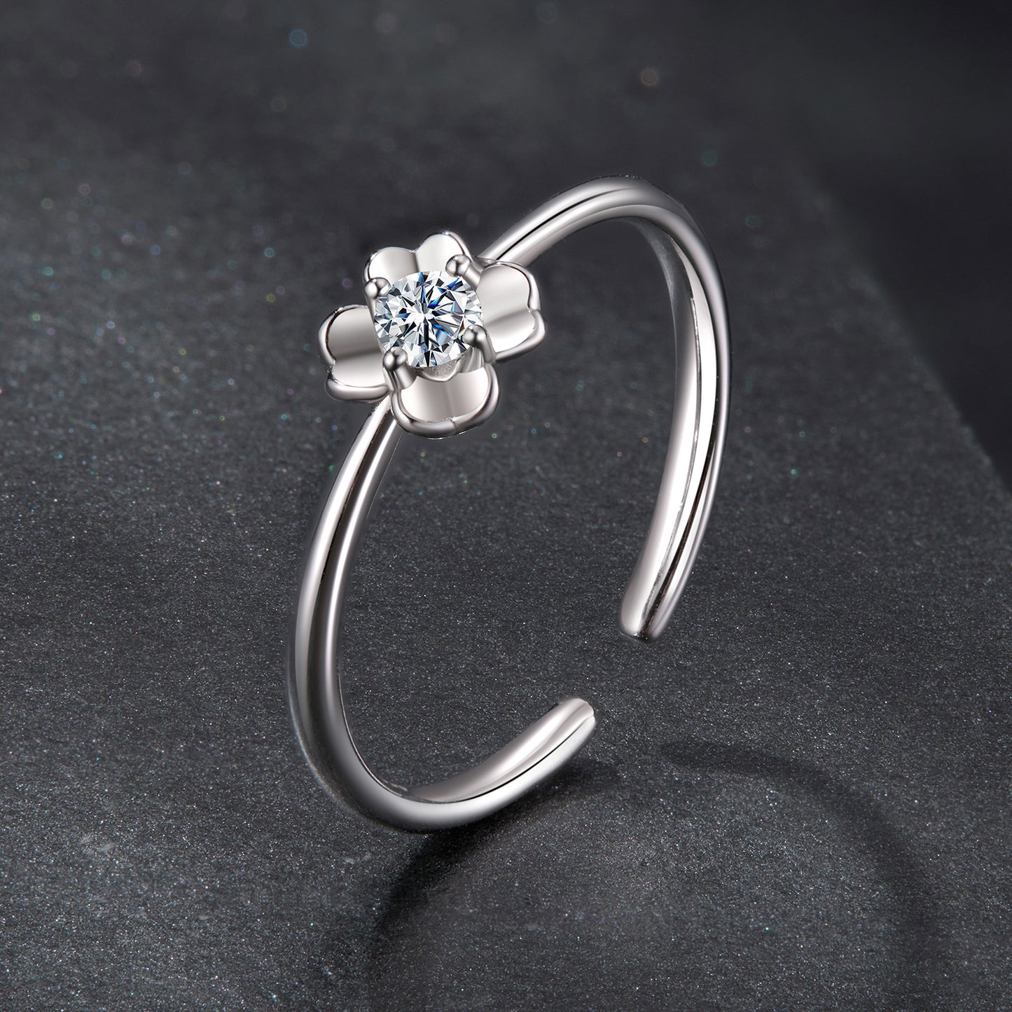 Clover Moissanite Adjustable Ring