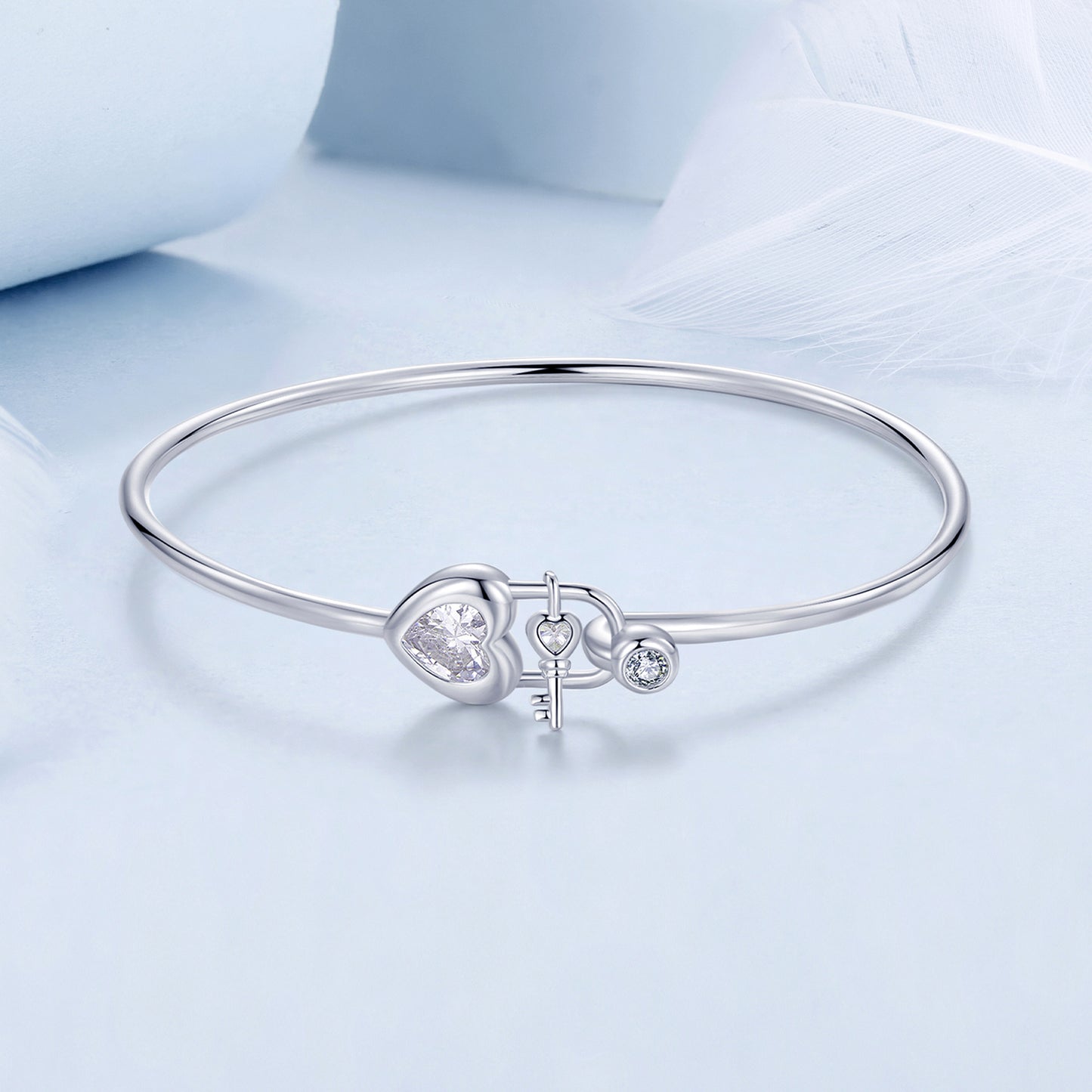 Heart Lock Link Bracelet
