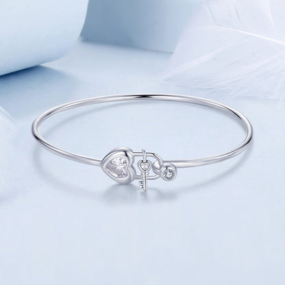 Heart Lock Link Bracelet