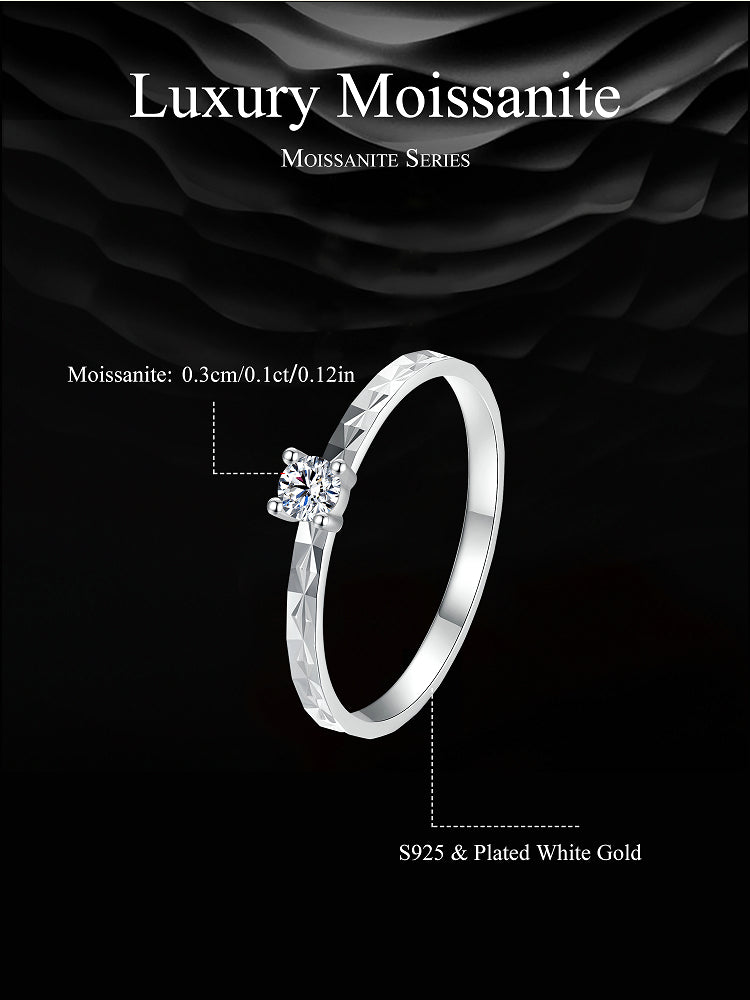 Shimmering Solo Moissanite Ring
