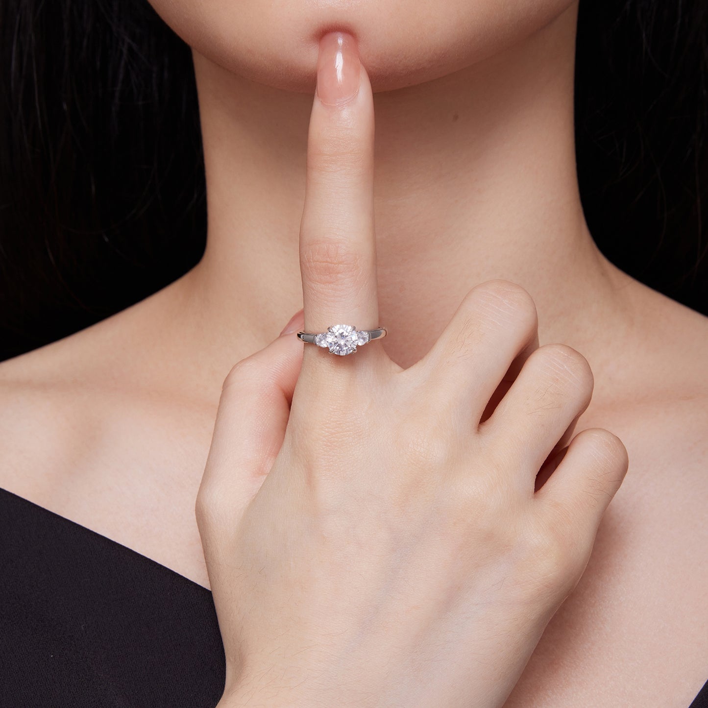 Exquisite Moissanite Ring