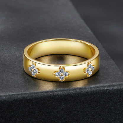 Lucky Clover Moissanite Ring